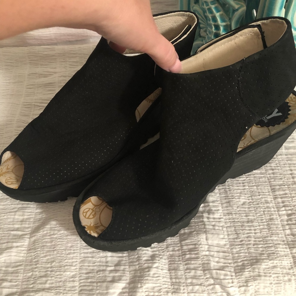 Fly London Ankle Strap Wedge 8.5/9